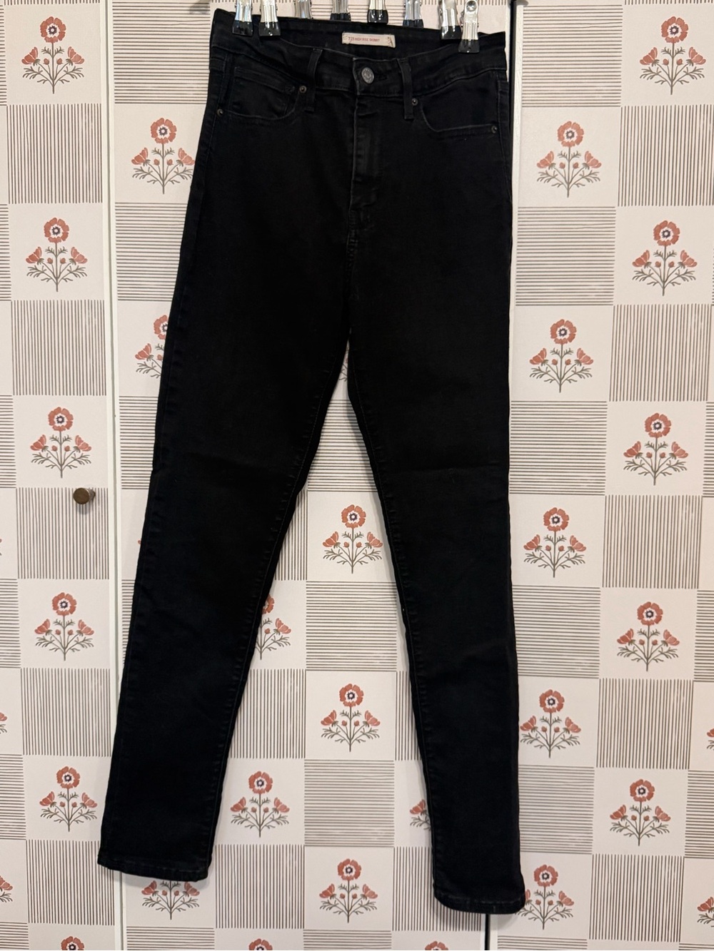 Levi's Black Skinny Jeans — High Rise Stretch Denim size 6/28